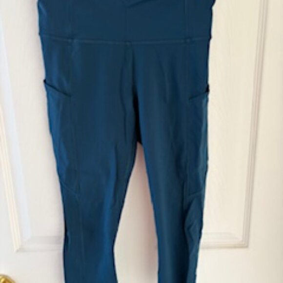 Lululemon Fast & Free High Rise Crop 19" - Picture 2 of 4